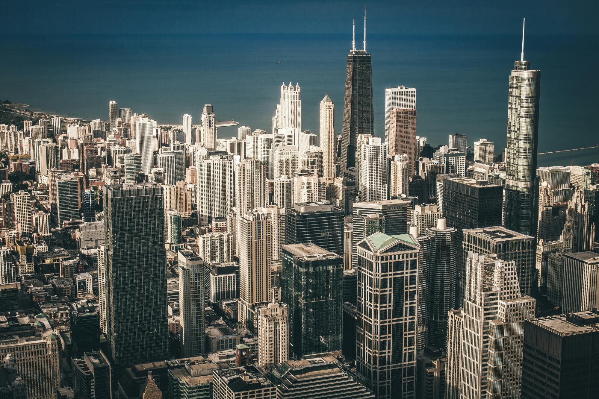 4 Important Things HOA Management Companies Can Do for Your Community in Chicago